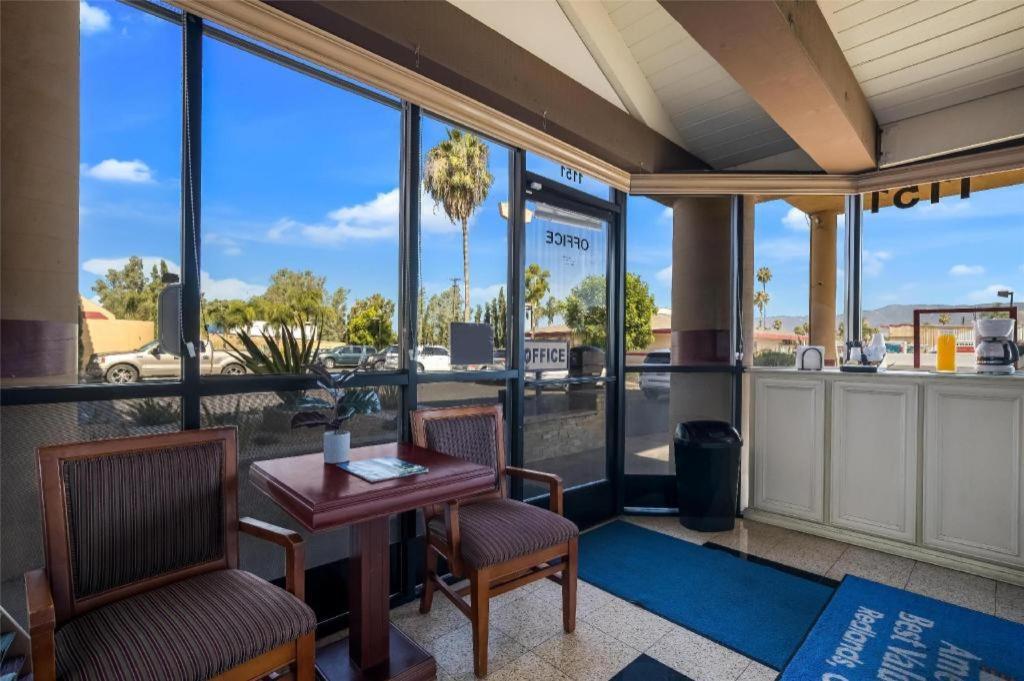Americas Best Value Inn Redlands San Bernardino Eksteriør billede