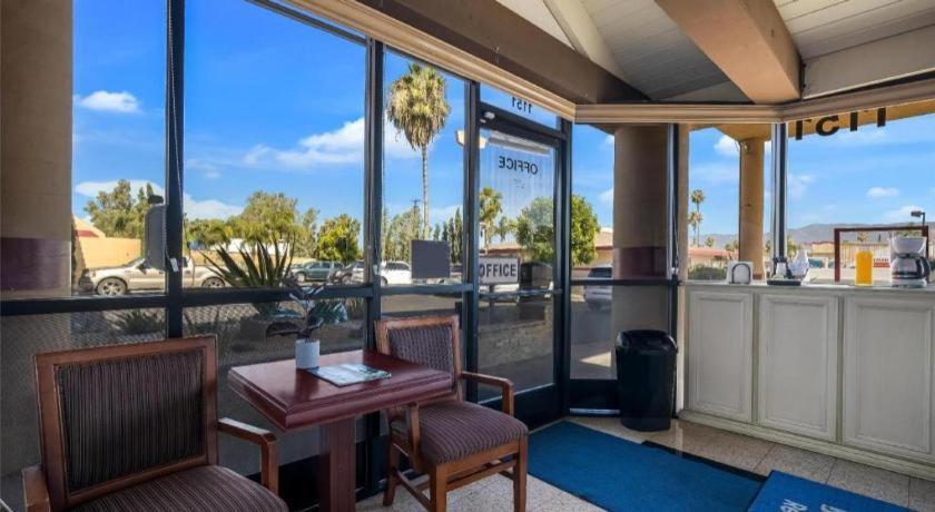 Americas Best Value Inn Redlands San Bernardino Eksteriør billede